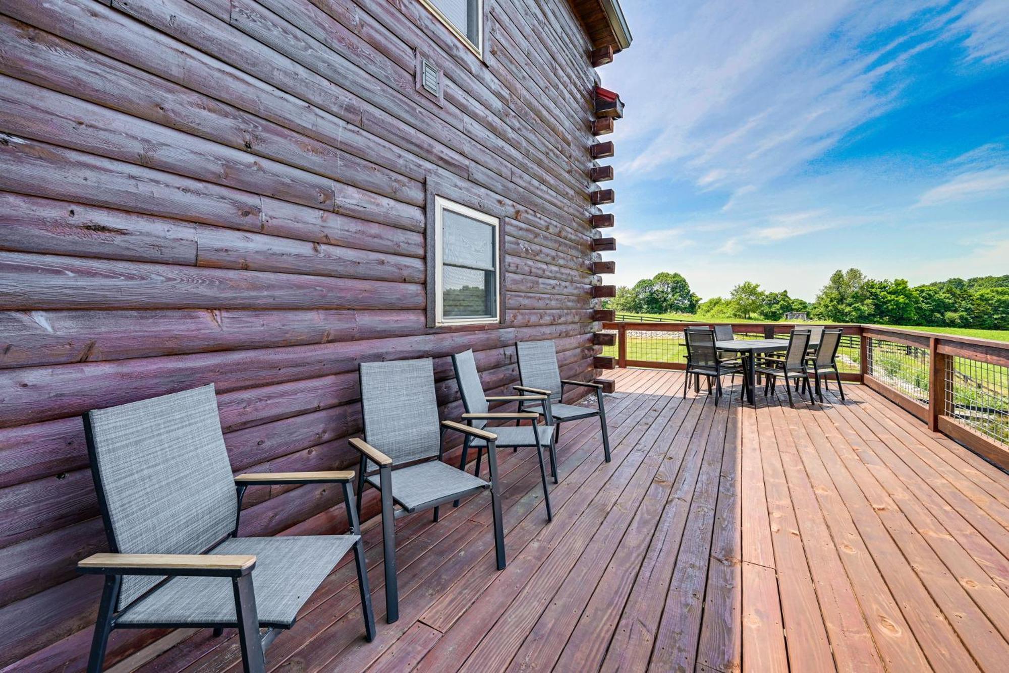 Scenic Getaway With Deck 7 Mi To Mammoth Cave Park! Villa Brownsville Exterior photo